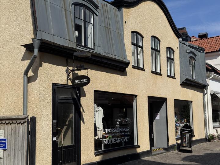 Adelsgatan 9