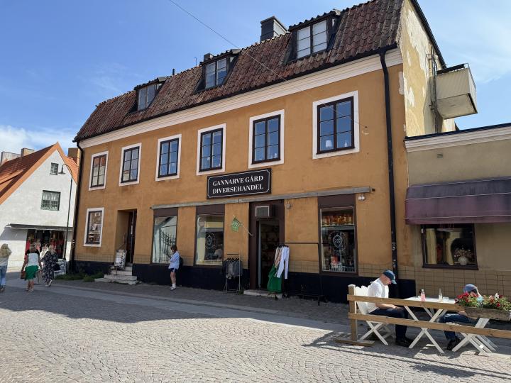 Adelsgatan 2B-2C