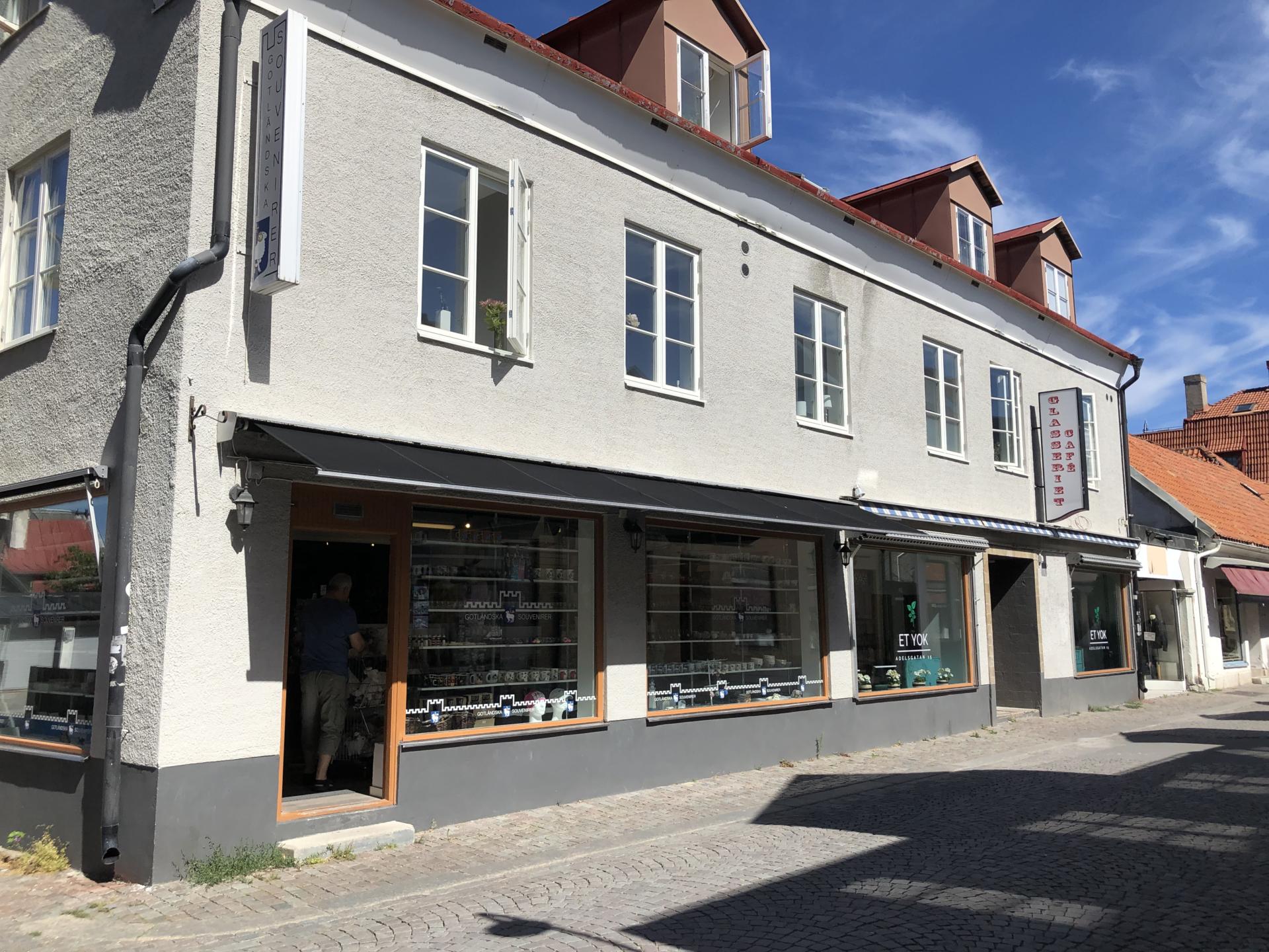 Adelsgatan 15.